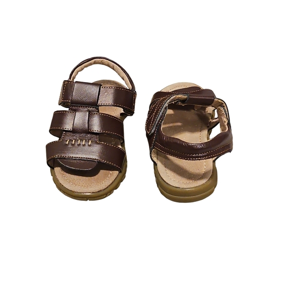 Brown Leather Sandals with Criss-Cross Straps and Adjustable Ankle - Picture 3 of 5